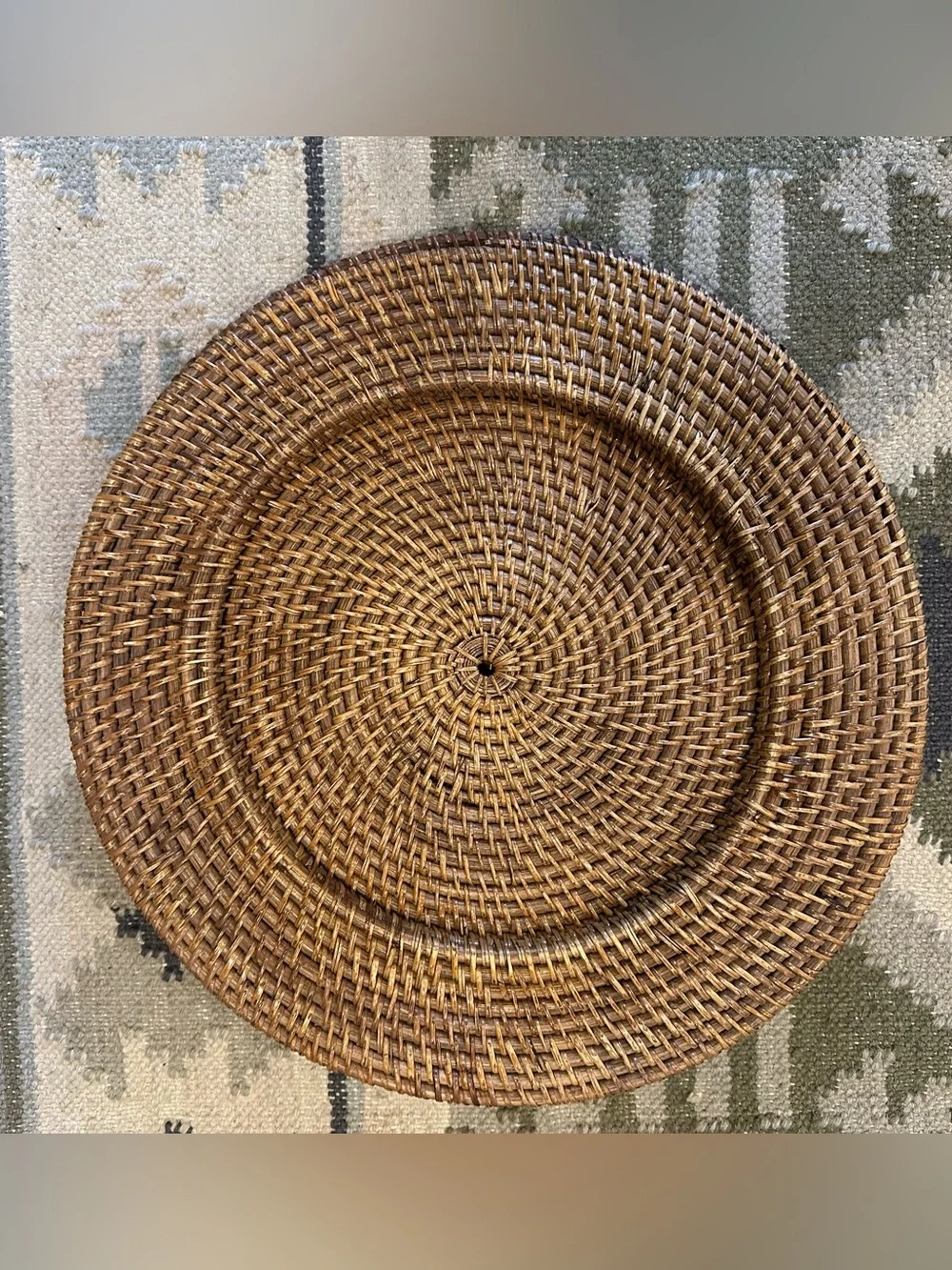 Set of 2 Hand Woven Rattan Charger Plates Natural Wicker Boho Table Decor 13”